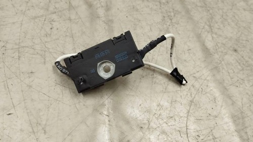Audi sportback 8ya - a3, antenna