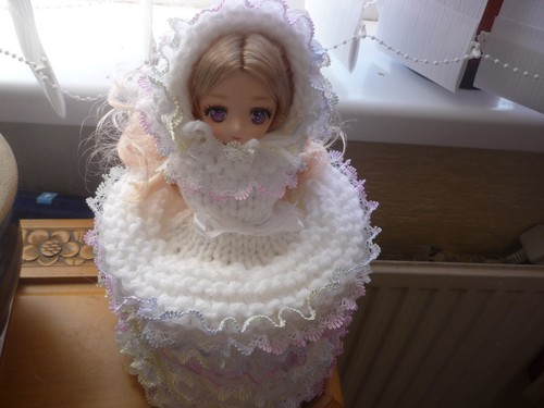 Knitting lace toilet - lace, roll