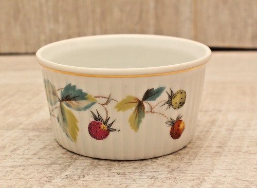 Royal worcester strawberry - royal,