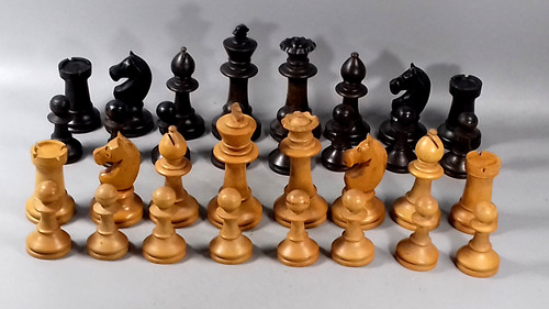 Antique staunton chess set - staunton,