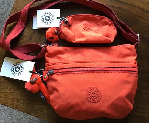 Kipling bnwt arto - -, s