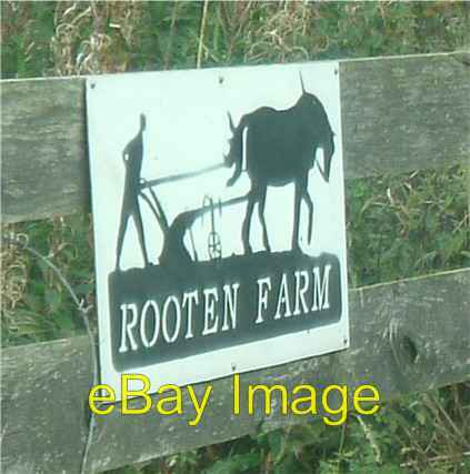 Photo 6x4 rooten farm sign - 6x4,
