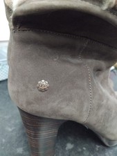 UGG High-Heeled Ladies Suede Boots, barely worn UK 6.5 (B)