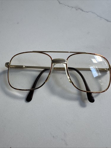 Vintage gold metal - vintage, gold-metal