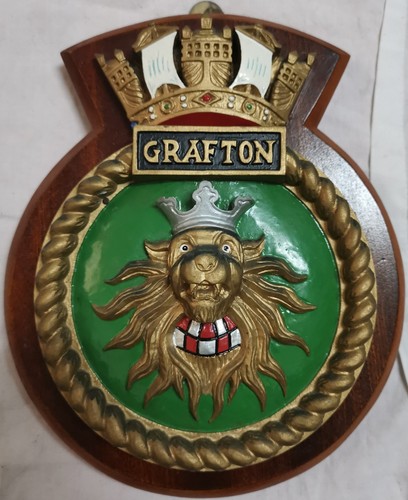 Hms grafton ship badge - -,
