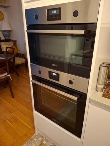 Zanussi built oven - built-in,