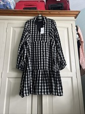 Primark - Black & White