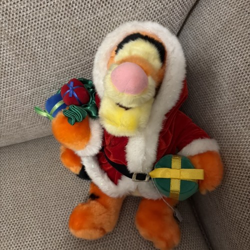 Disney father christmas tigger - disney,