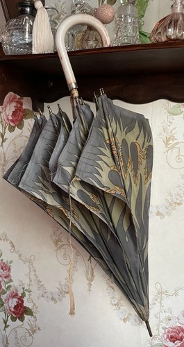 Vintage umbrella parasol - vintage, umbrella~parasol