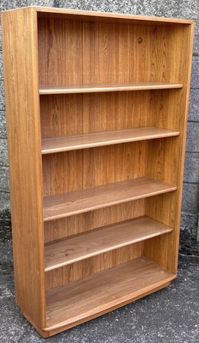 Stunning very rare modern - very,