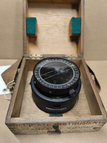 Ww2 straight flight compass - straight,
