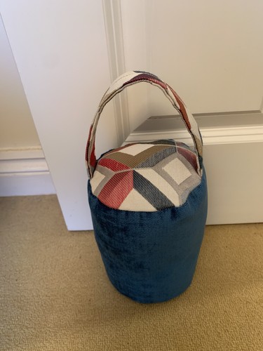 Luxury round weighted door - luxury,