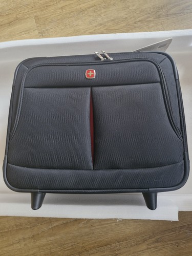 Wenger wheeled case including - wenger,