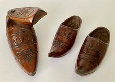 VINTAGE CARVED CLOG SNUFF BOX