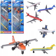 3 x Airplane Airliner Travel