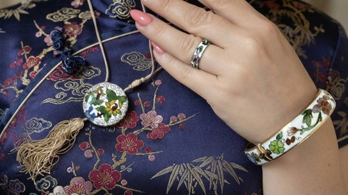 Vintage cloisonné necklace - cloisonné,