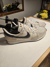 Nike Challenger OG Light Bone/