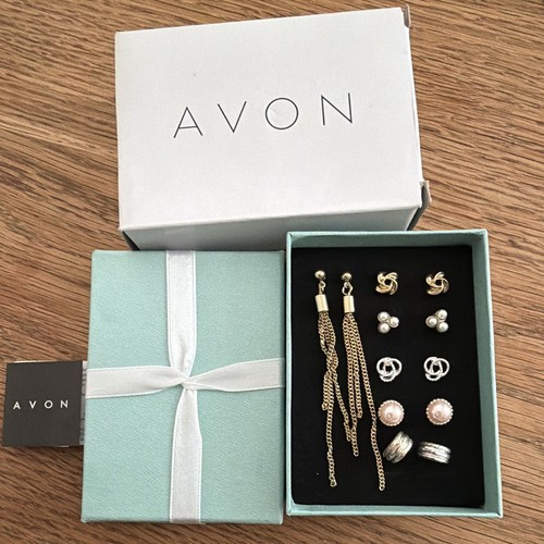 Avon jewellery set earrings - jewellery,