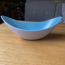 Poole Twintone C57 Ice Green & Seagull Freeform Boat-Shaped Serving Bowl 25cm