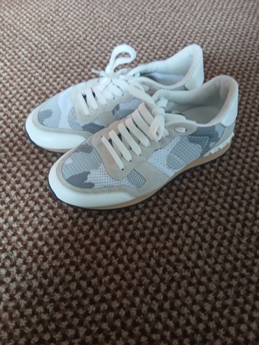 Size valentino garavani - -,