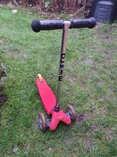 red Mini Micro Classic LED wheels scooter good grips and working brake