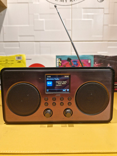 Jvc e981b brown black - ra-e981b, dab