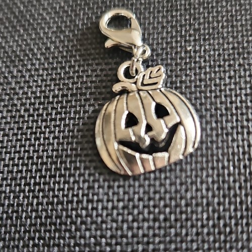 Silver metal alloy halloween - silver,