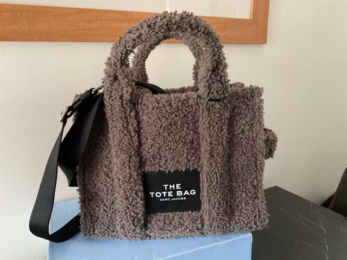Marc jacobs grey teddy - teddy, fleece