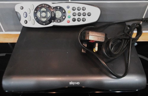 Sky digibox amstrad drx595 - sky,
