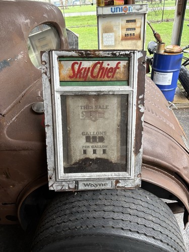 Wayne gas pump original - gas,