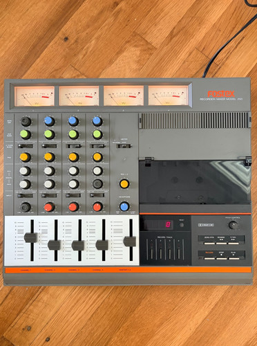 Fostex model 250 - model, 4-track
