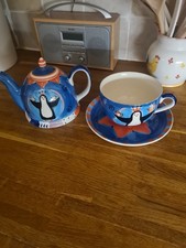 Whittard Of Chelsea Tea Pot And Jumbo Cup & Saucer Penguin Christmas