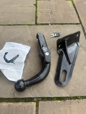 Original Toyota RAV 4 Detachable tow bar. Never used