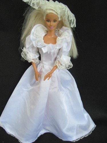 Doll sized princess - doll's,