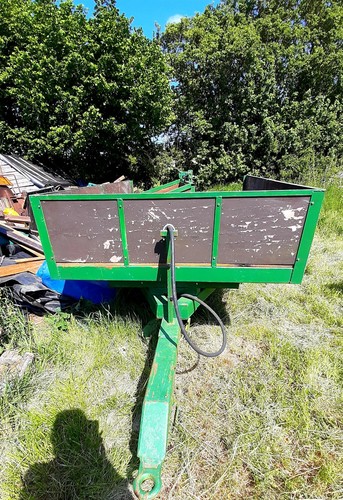 Ton tipping trailer for - 3,
