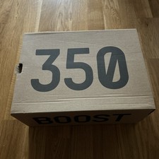 adidas Yeezy Boost 350 V2