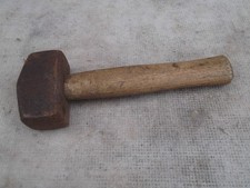 VINTAGE BLACKSMITHS TOOL.  - 3