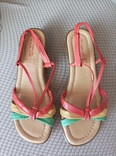 The Shoe Tailor Beautiful Low Heel Sandals Size 6 BNWT