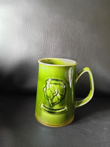 Vintage holkham pottery prince - holkham,