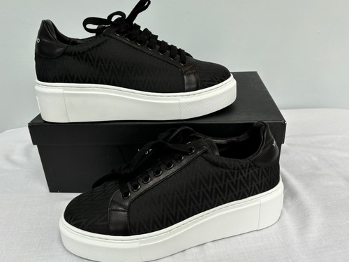Brand new ladies valentino - new,