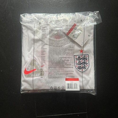 England palace nike - palace, short