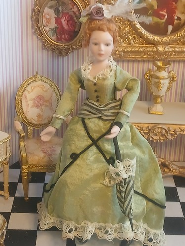 Porcelin dolls house - dolls,
