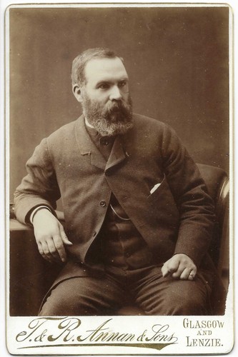 Cabinet card photo scotland - card,