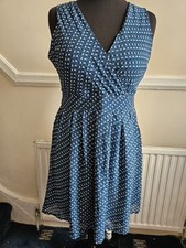 Tenki London Sleeveless Green Dress with White Crescent Moon Pattern Size 12 NWT