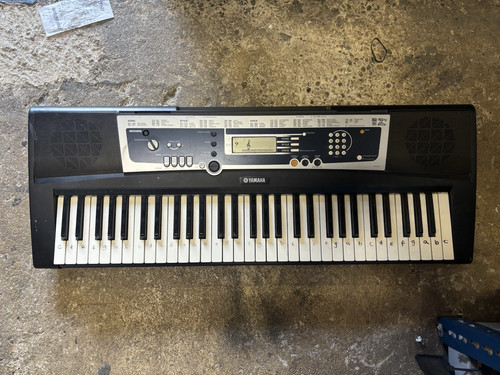 Yamaha ypt 210 electronic - yamaha,