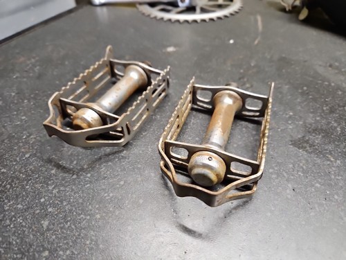 Vintage chrome rat trap - chrome,