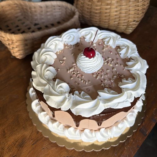 Dezicakes fake cake - dezicakes,