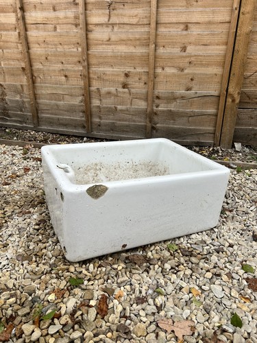 Vintage belfast sink garden - vintage,