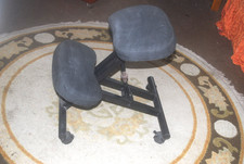 ERGONOMIC KNEELING CHAIR FOR BETTER POSTURE