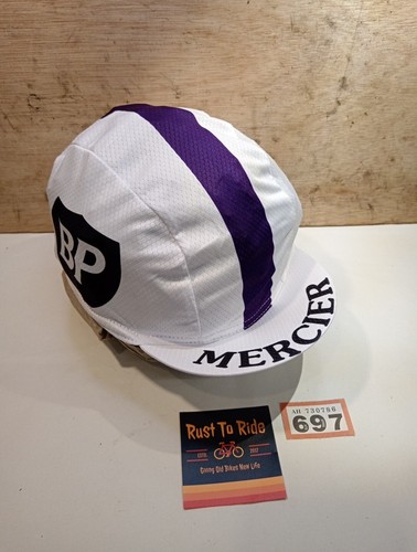 Vintage retro style cycling - retro,